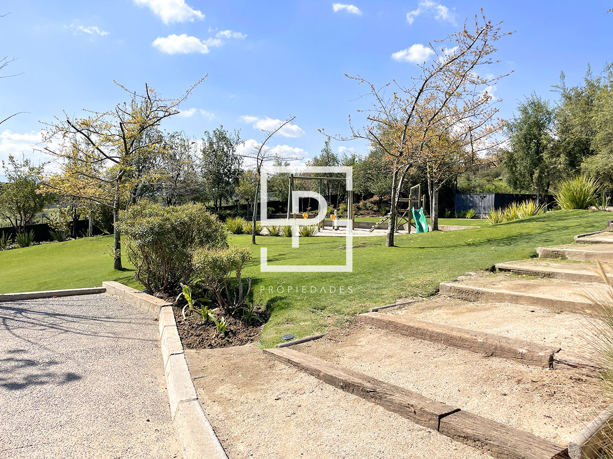 SE ARRIENDA Dúplex en San Carlos de Apoquindo