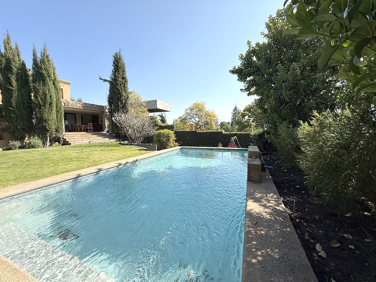 Se arrienda maravillosa Provenzal en Los Dominicos