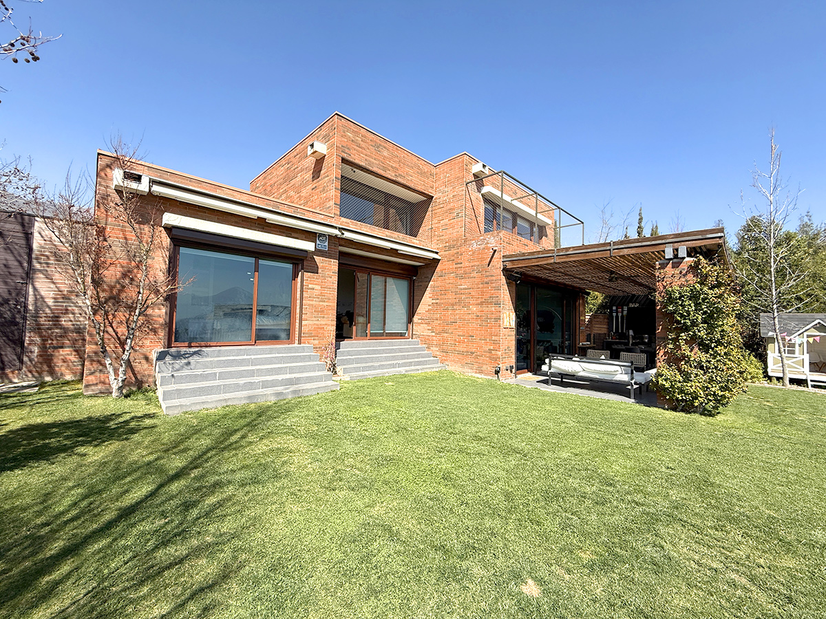 SE VENDE MEDITERRANEA EN CONDOMINIO Sn Carlos de Apoquindo