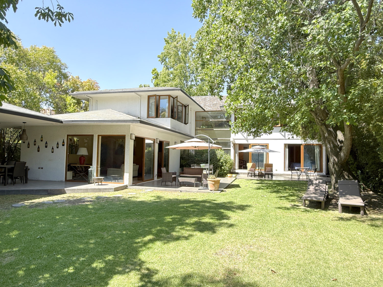 Se vende encantadora Casa en Los Dominicos